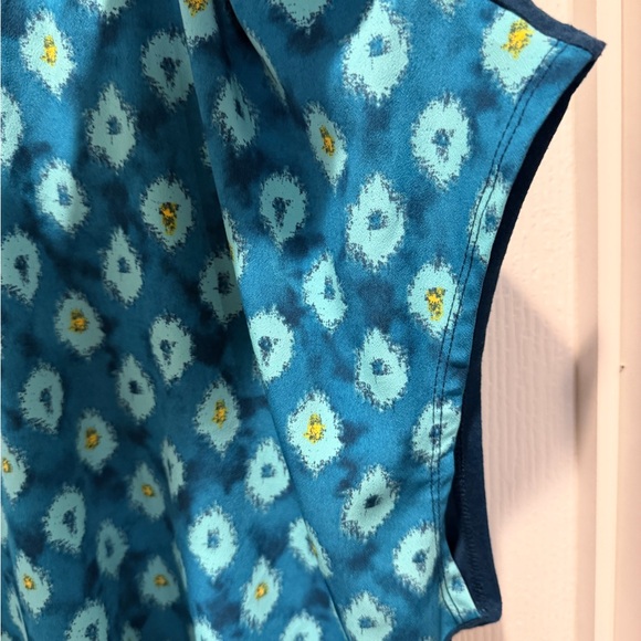 Lane Bryant 18/20 Teal Ikat Print Blouse | Flowy Short Sleeve Plus Size Top - Picture 3 of 7